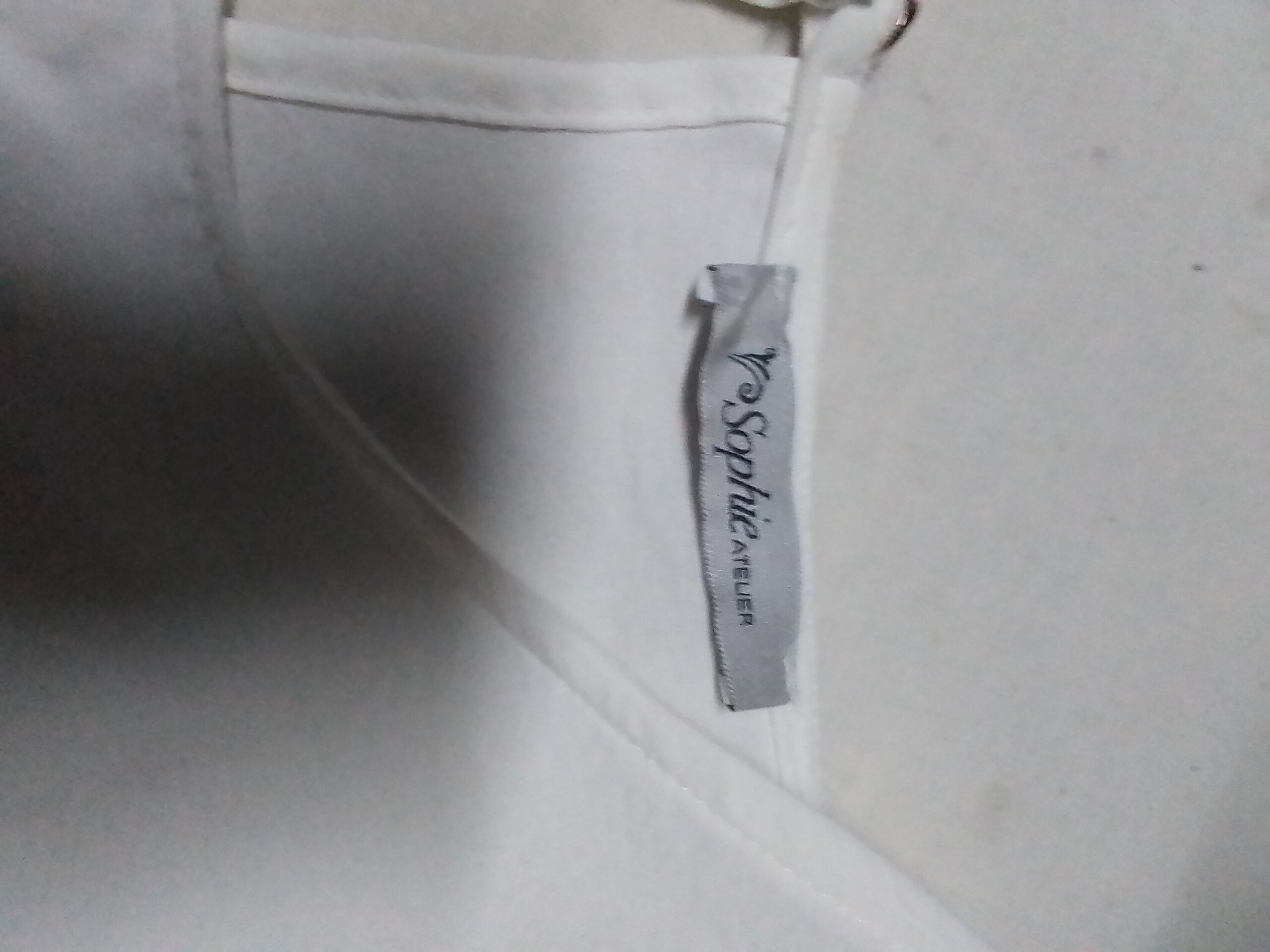 Blusa italiana sin mangas - 8