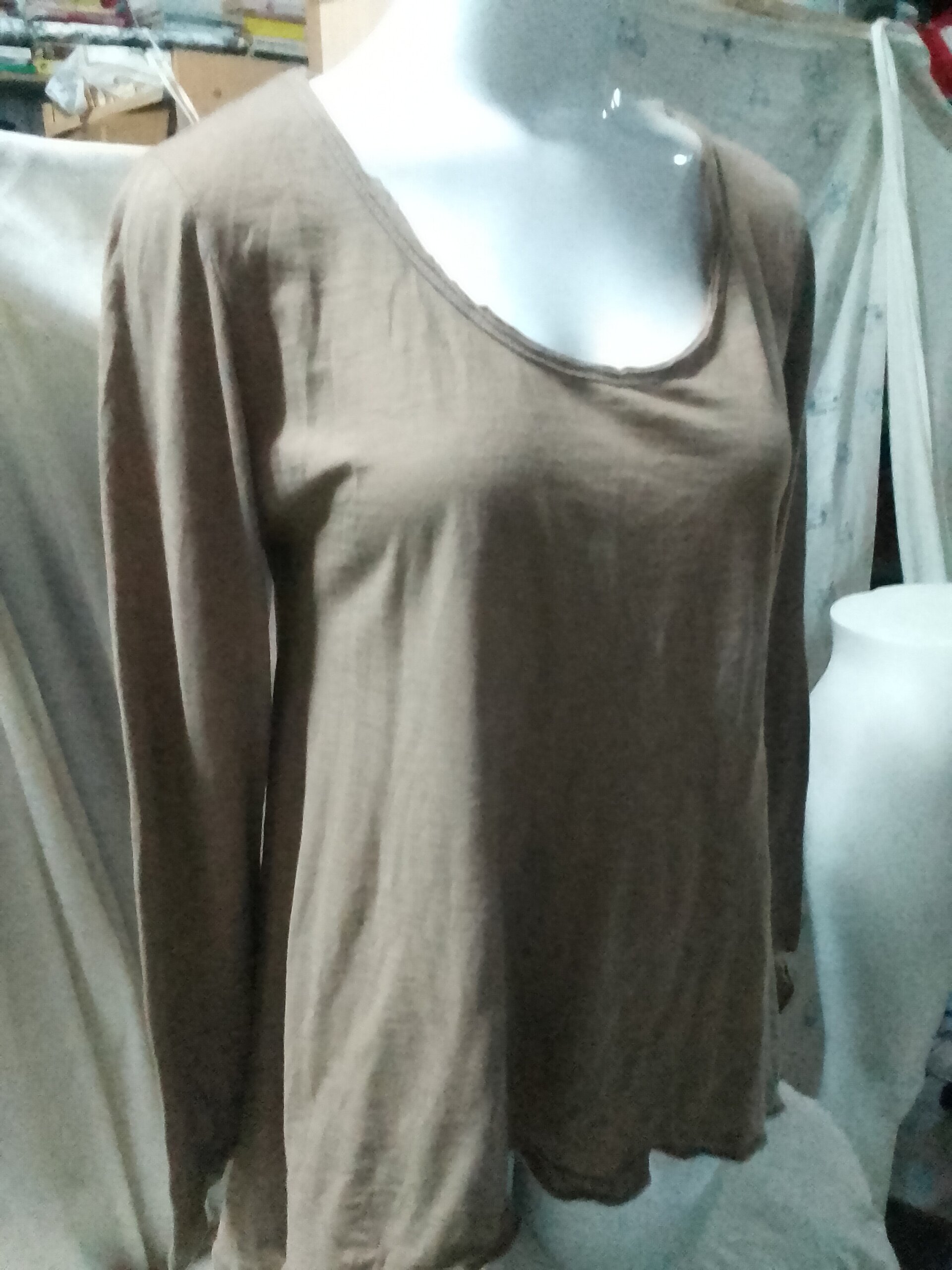 Blusa manga larga con vuelo - 1