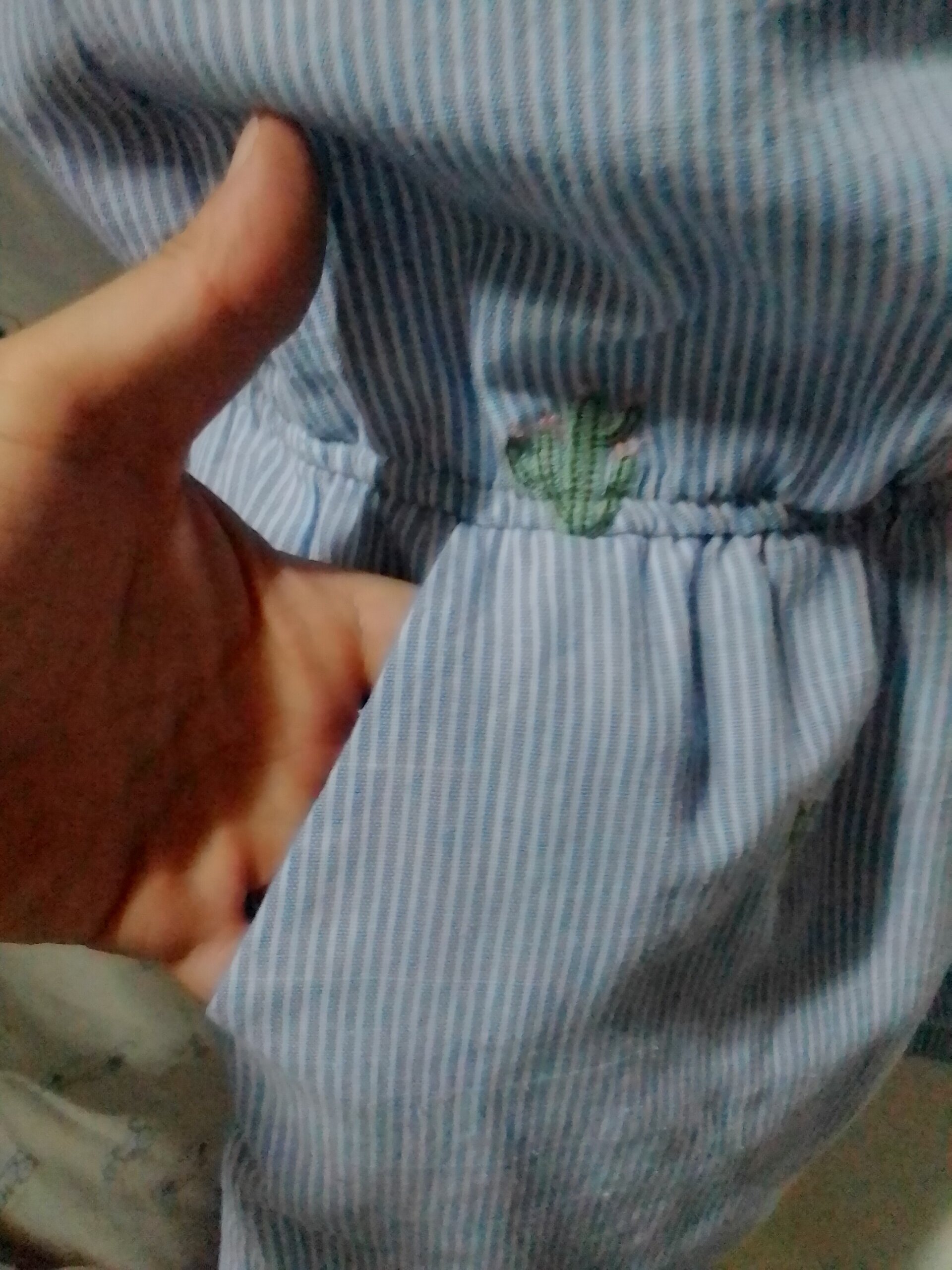 Mono short mujer a rayas con escote - 3