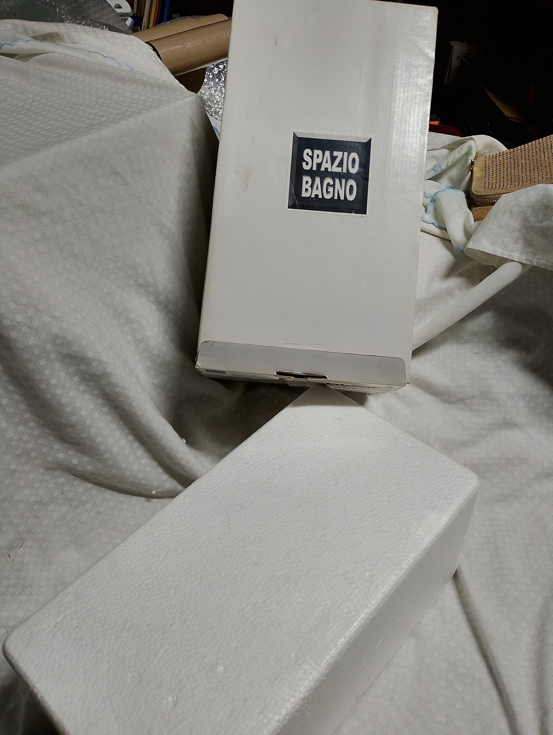 Espejo de aumento para baño - 4