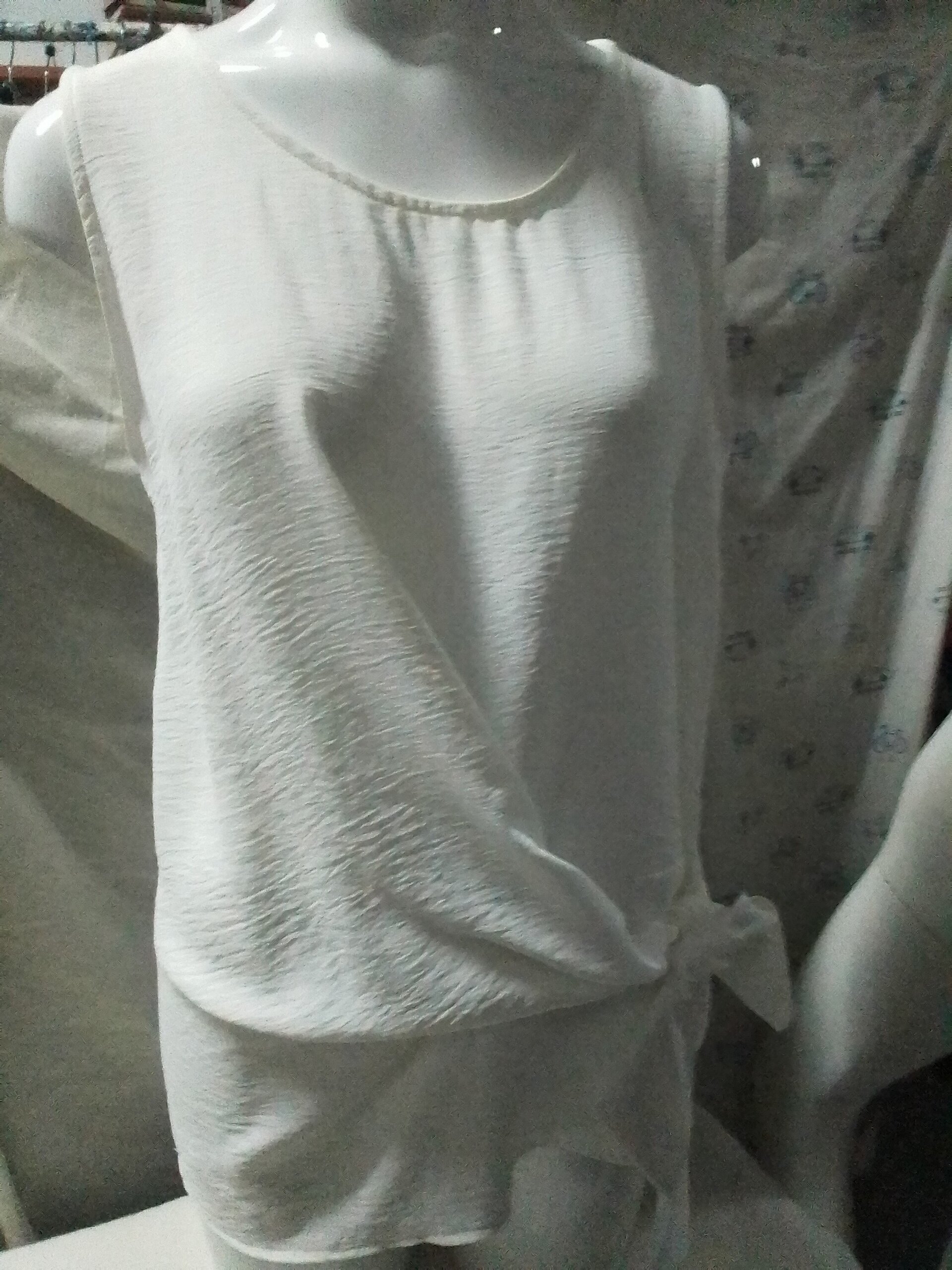 Blusa italiana sin mangas - 1