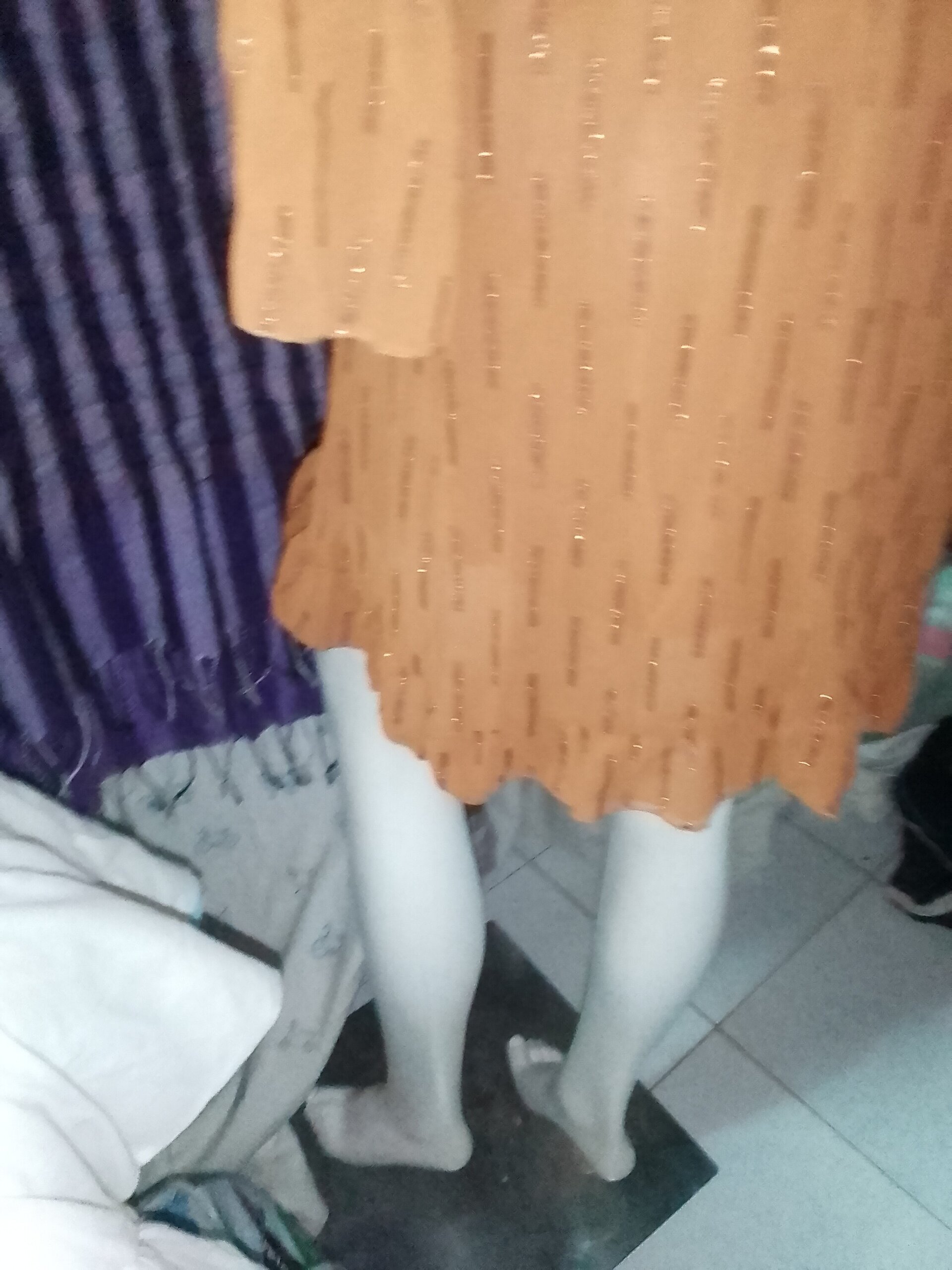 Vestido italiano con volantes y lazo a la cintura - 4