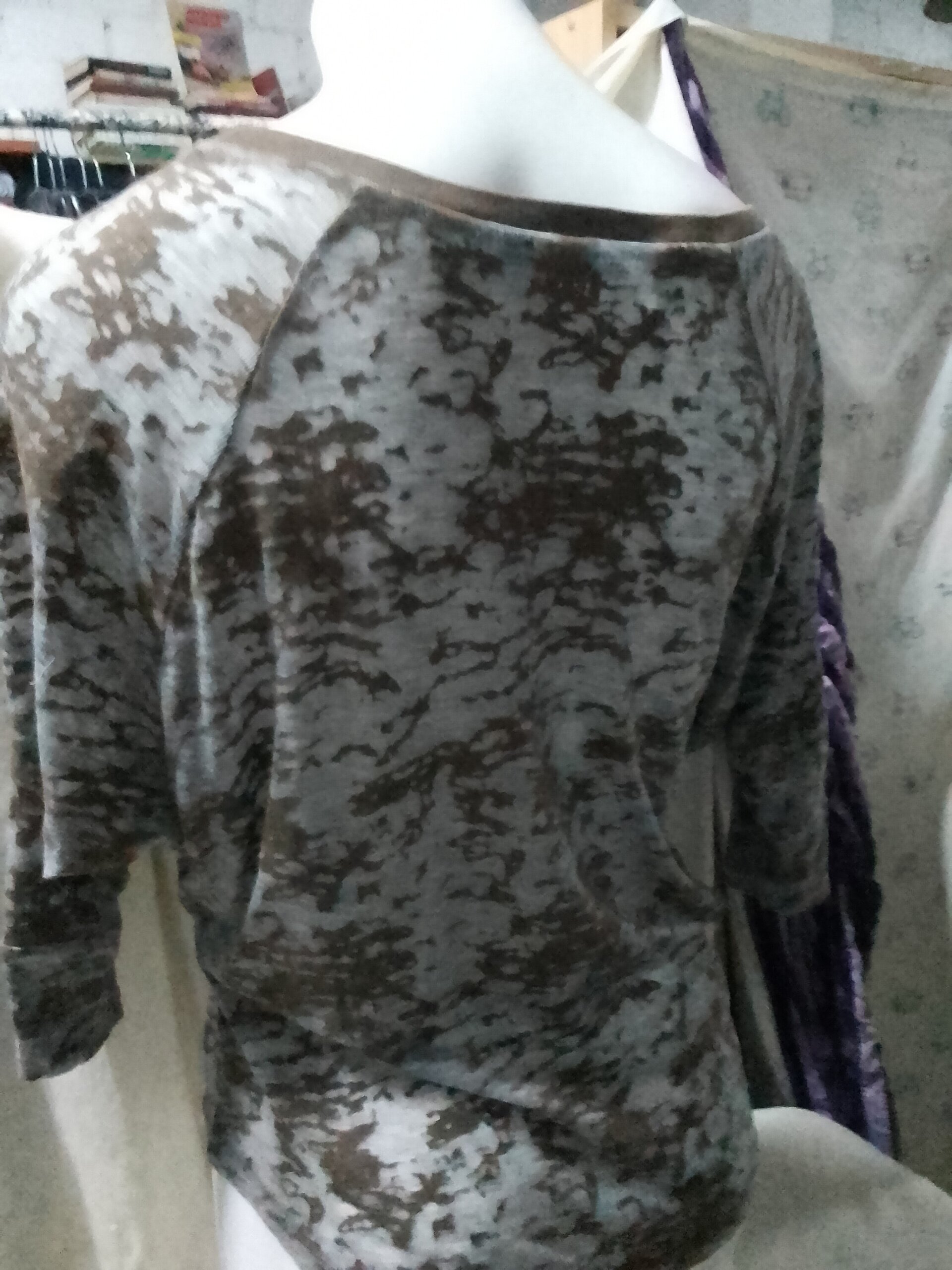 Blusa manga larga cuello ancho - 3