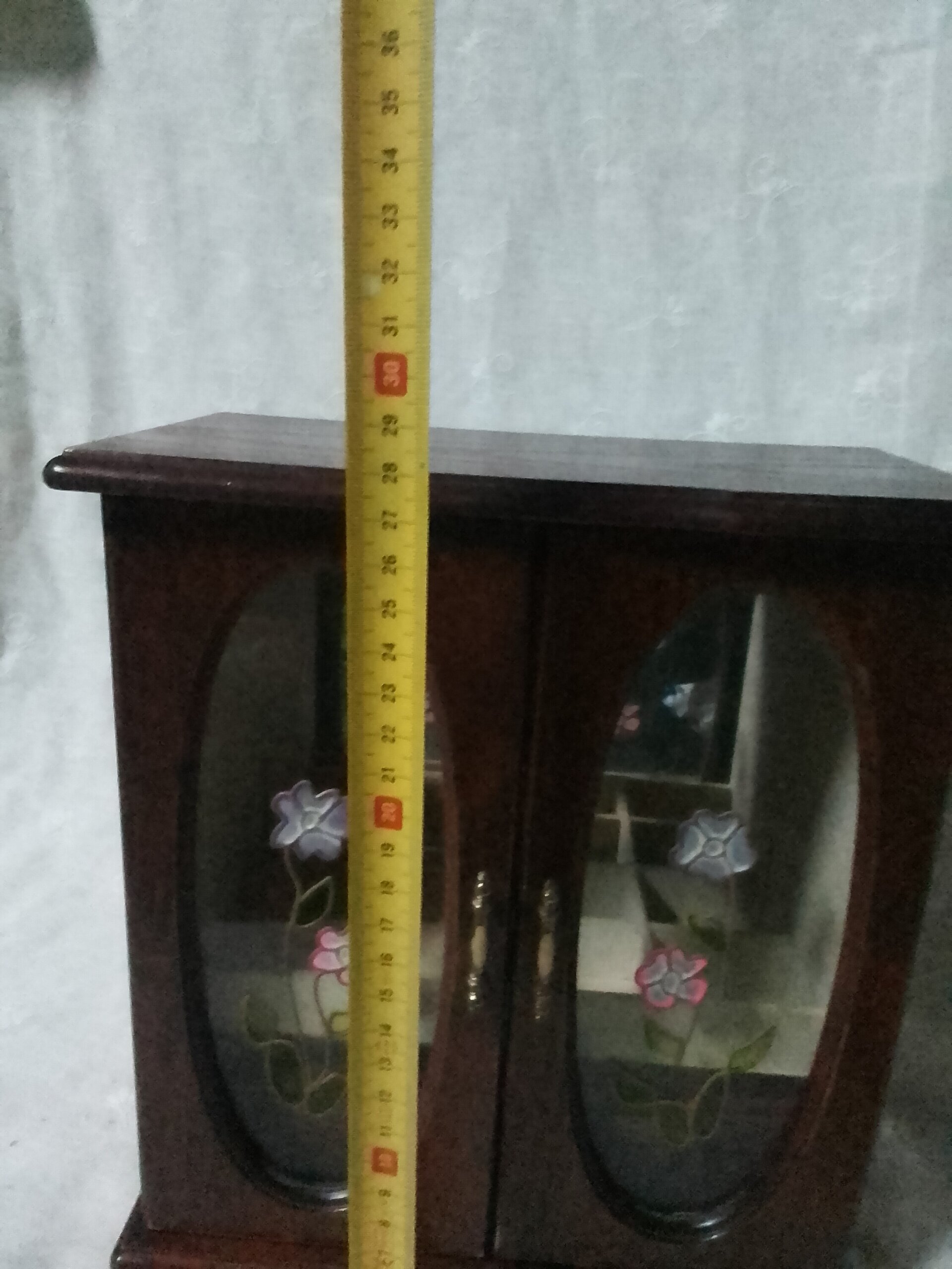 Joyero en madera con forma de armario - 5